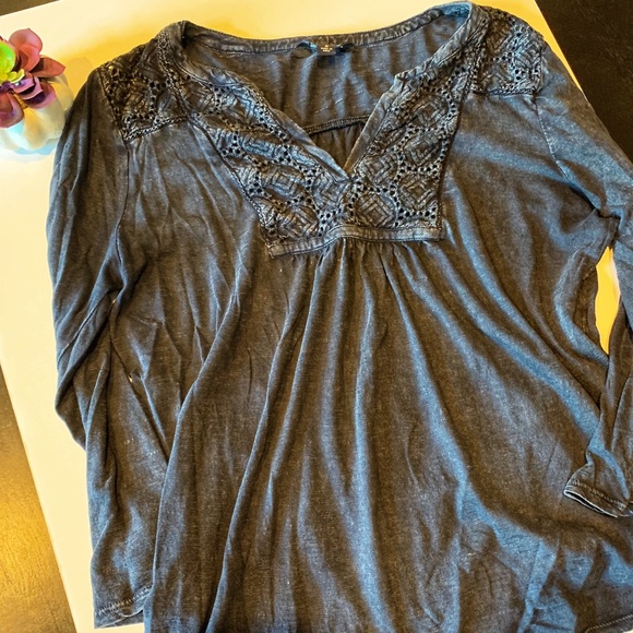 Lucky Brand Tops - 3/$10 lucky brand > embroidered top